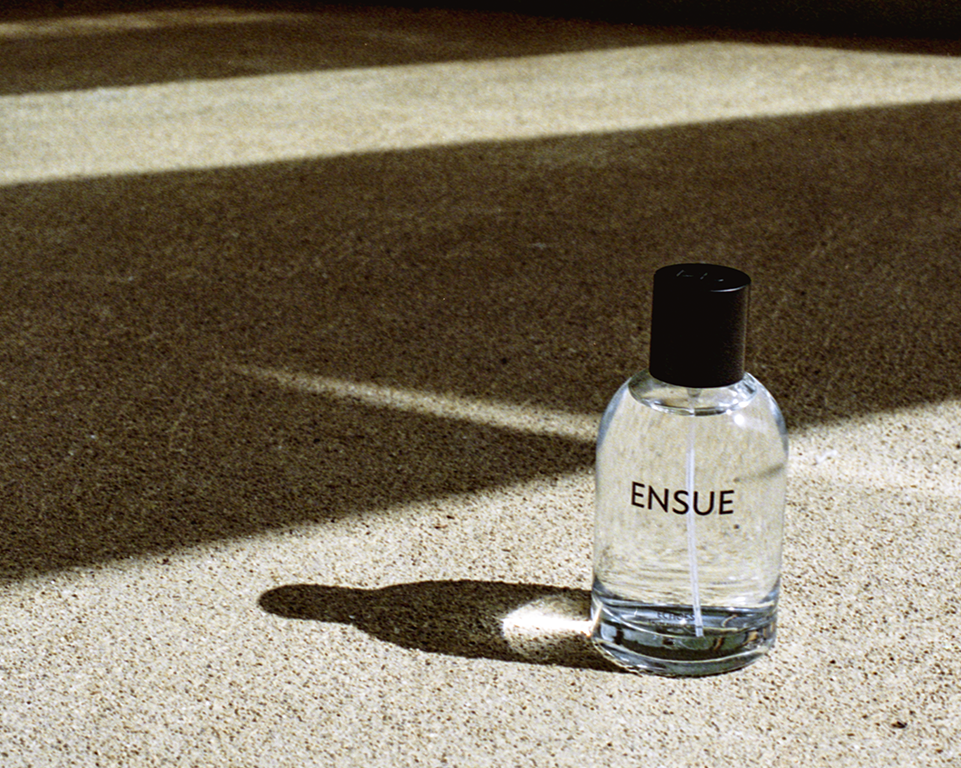 Fragrance Story｜Echoes — 記憶の余韻が、静かに反響する